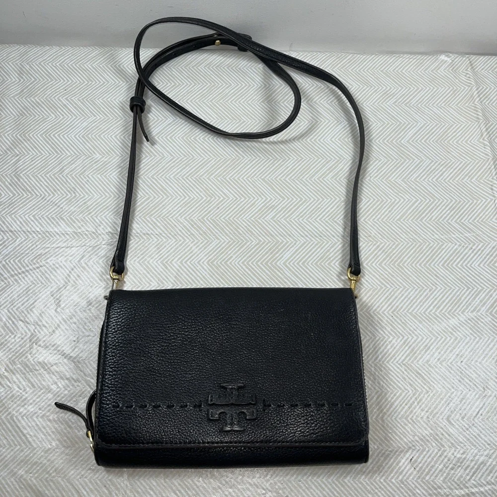 Tory Burch McGraw Flat Pebbled Leather Wallet‎ Crossbody Black Clutch Bag Gold